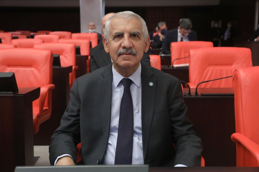 YOKUŞ: KAMUDA SENDİKAL VE SİYASİ AYRIMCILIĞI BİTİRİN