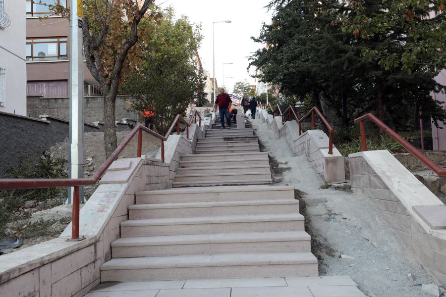 Yenimahalle’de merdivenlere modern dokunuş