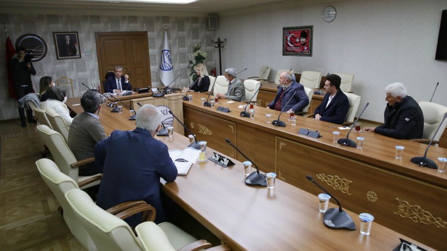 ASKİ MUHTARLARLA BULUŞMAYA DEVAM EDİYOR 