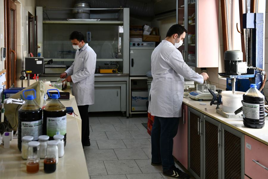 YÜKSEK VERİMLİ ORGANİK GÜBRE ÇİFTÇİLERE ÜCRETSİZ DAĞITILACAK