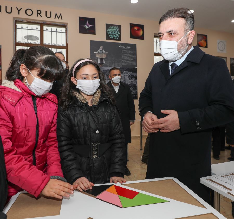 SİNCAN BELEDİYESİ GENÇLERİMİZİN GELECEĞİNE YATIRIM YAPMAYA DEVAM EDİYOR