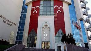 MHP, 7 ismi Partiden ihraç etti