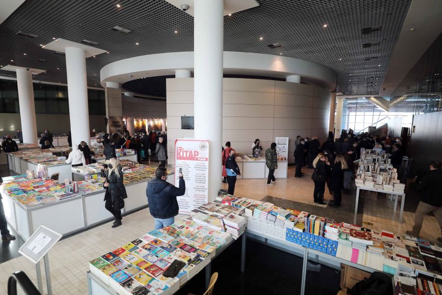 Yaşar; “Kitap en yakın dostunuz olsun”