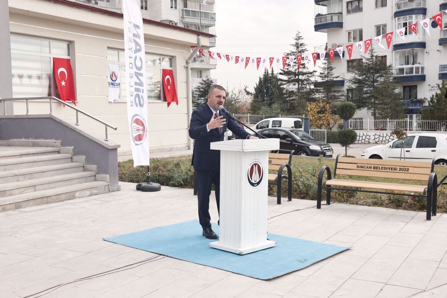 BAŞKAN ERCAN YUNUS EMRE GENÇLİK MERKEZİ’NİN AÇILIŞINI YAPTI