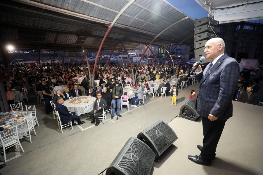 2 bin kişi Ata’da iftar yaptı 