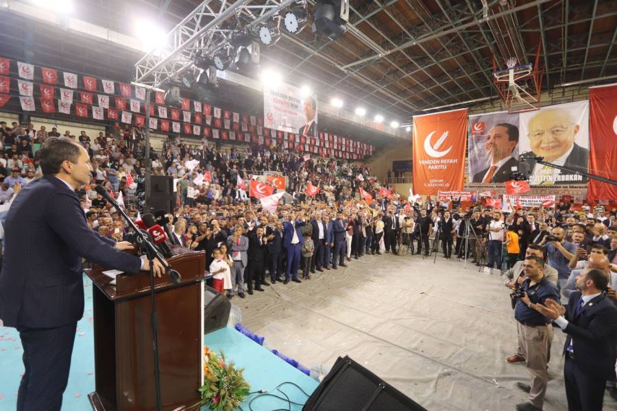  Fatih Erbakan: Gümbür gümbür iktidara yürüyoruz!