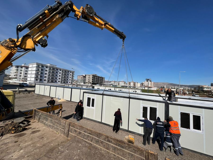 SİNCAN DEPREM BÖLGESİ İÇİN TEK YÜREK OLDU