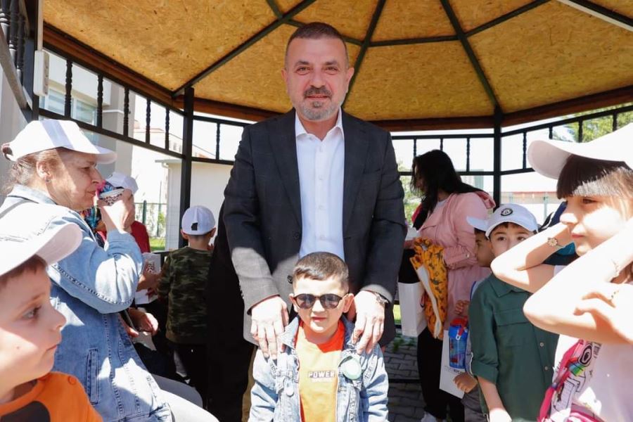  SİNCAN BELEDİYESİ SEVGİ BAHÇESİ ÖĞRENCİLERLE ŞENLENDİ