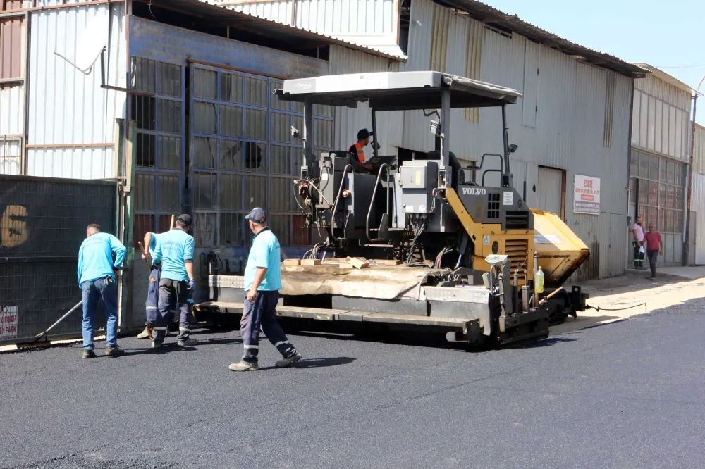 Fen işleri ekipleri çalışmaları sıklaştırdı