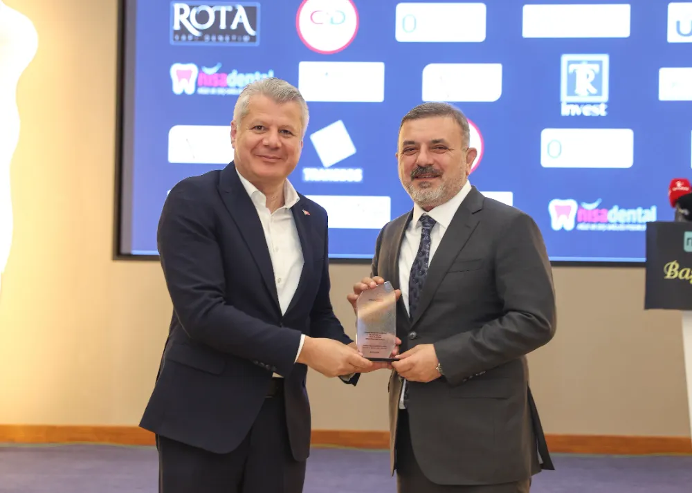 BAŞKAN ERCAN: AİLEYE VE EĞİTİME DEĞER VEREN BELEDİYECİLİK ANLAYIŞIMIZ ÖDÜLLE TAÇLANDI