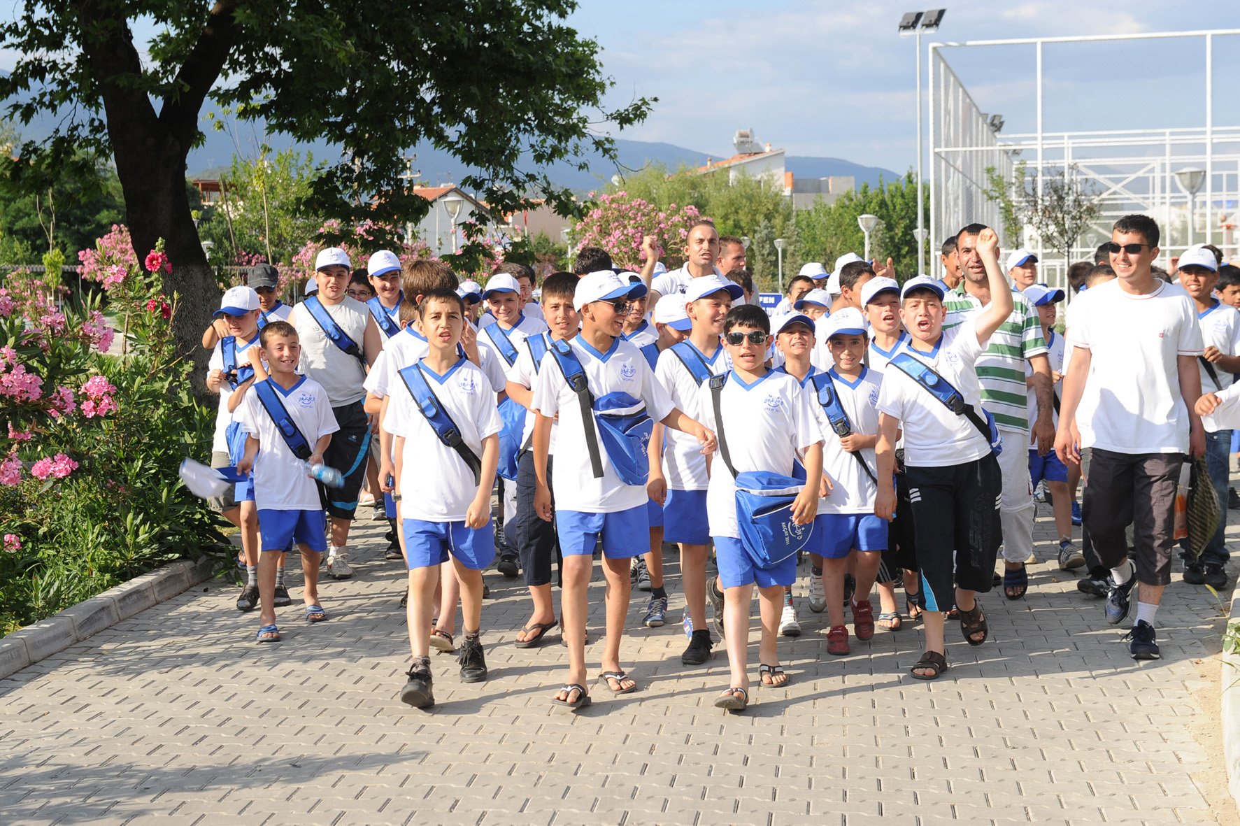 Başarılı Öğrencilere Tatil 