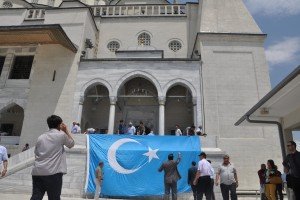ÜLKÜ OCAKLARI ŞEHIT OLAN SOYDAŞLARIMIZ İÇIN GIYABI CENAZE NAMAZI KILDI