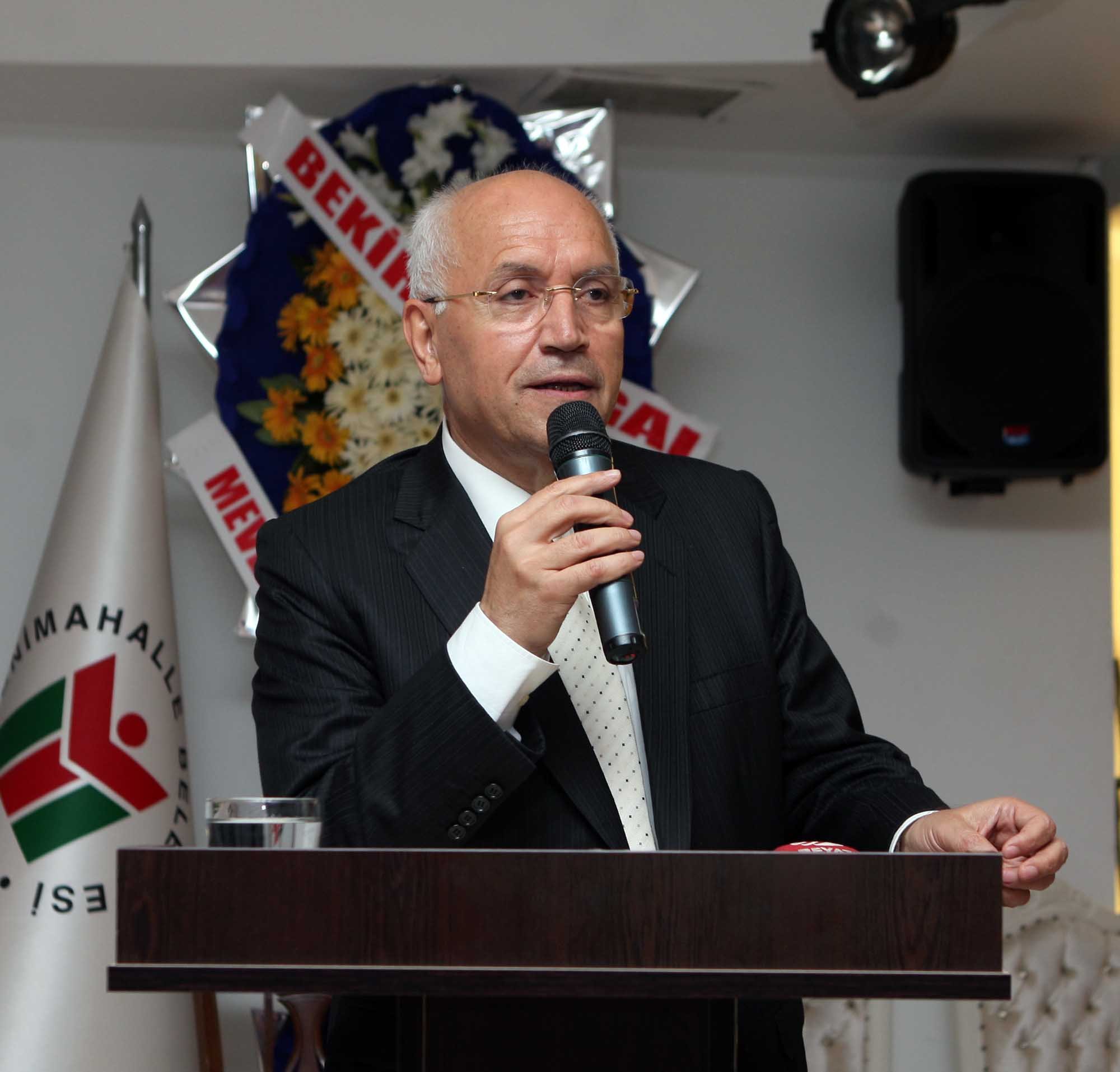 Yenimahallede Siyaset Hız Kazandı 