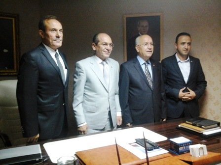 Kutlugün?e Yaşar?dan iade-i ziyaret