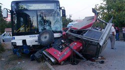 Otobüsün Altında Metrelerce Sürüklendi