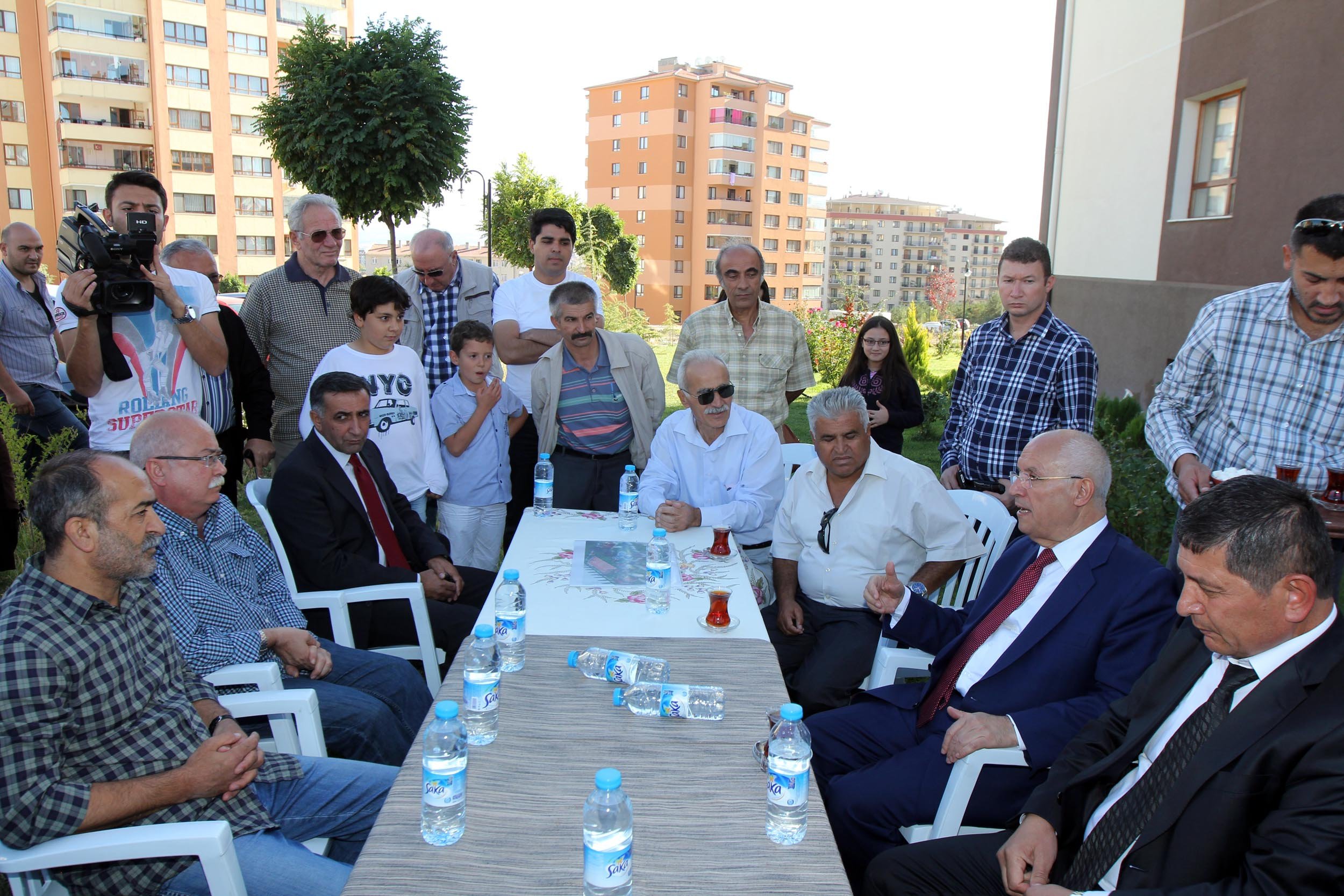 Yaşar?dan Çat Kapı Ziyaret