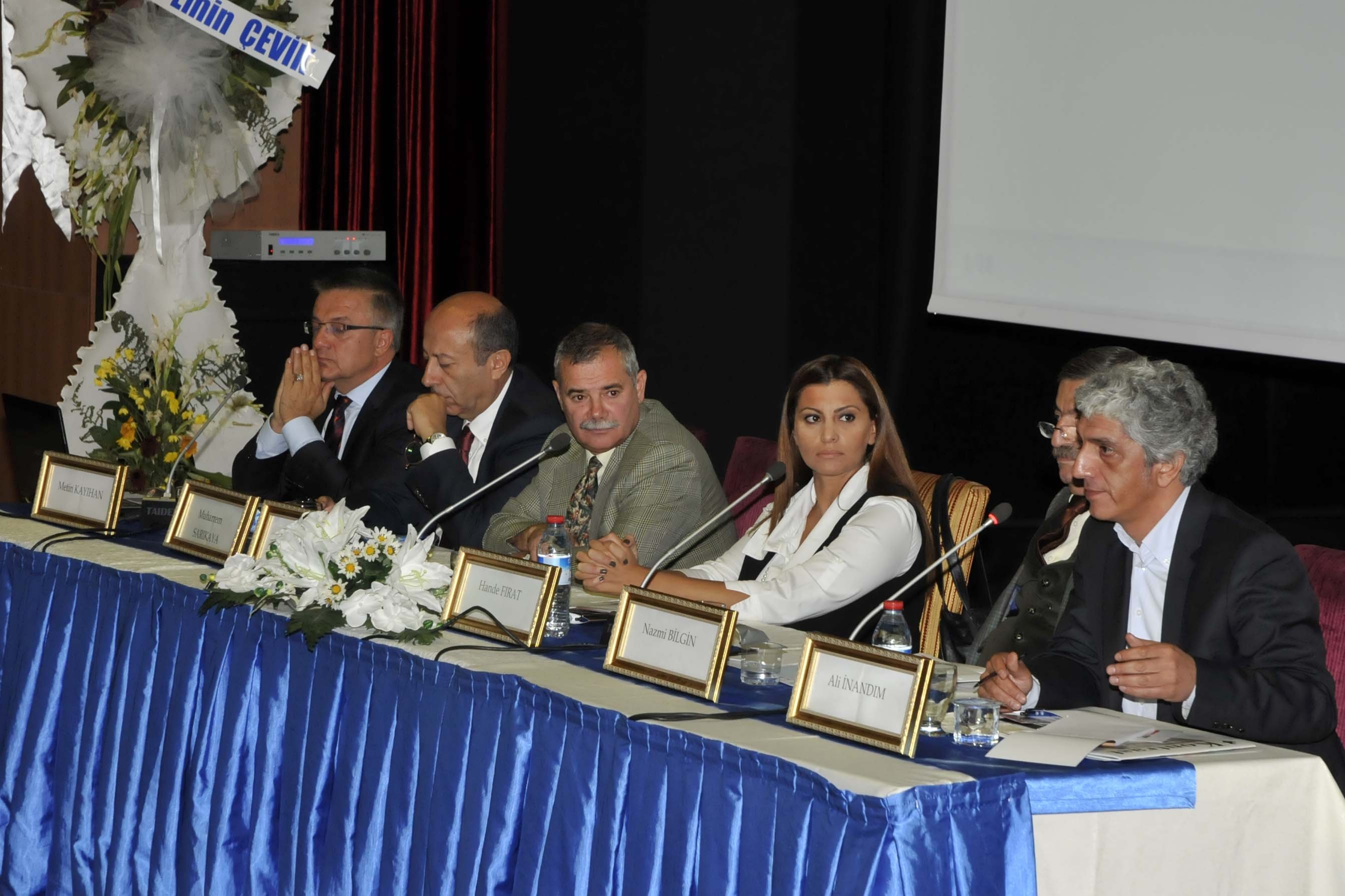 Ankaralı gazeteciler Nazım`da buluştu