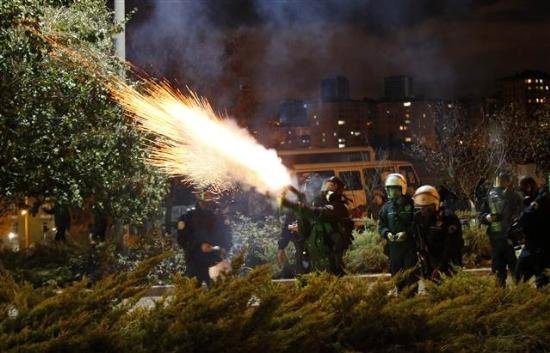ODTÜ`de Gece Operasyonu 
