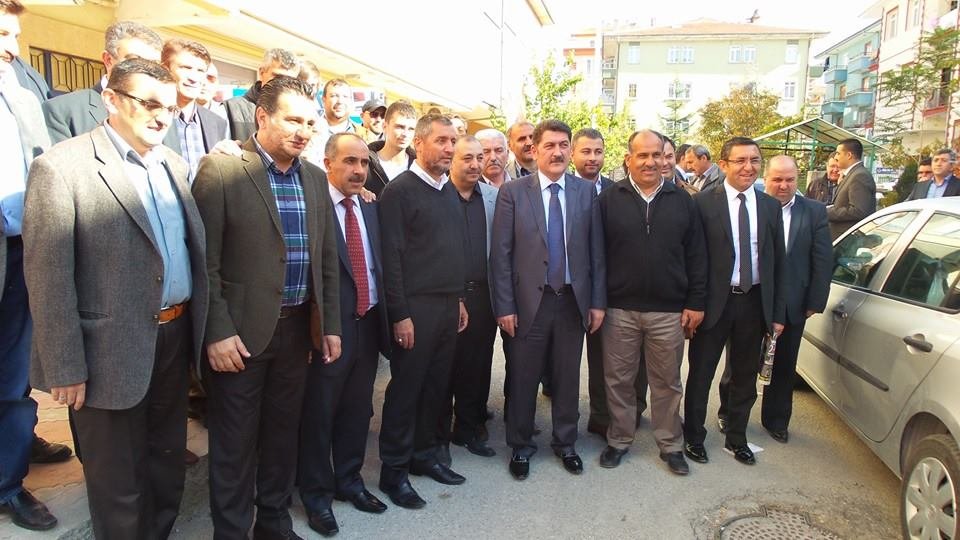 Başkentte yerel adaylara ilgi yoğun 