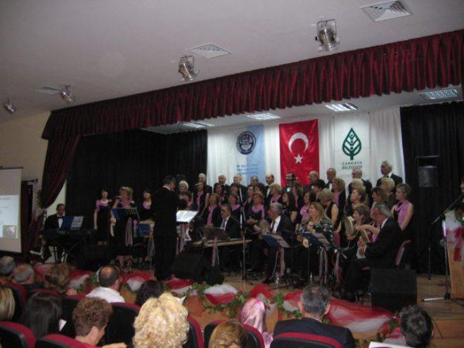 Koro sokakta kaldı‏