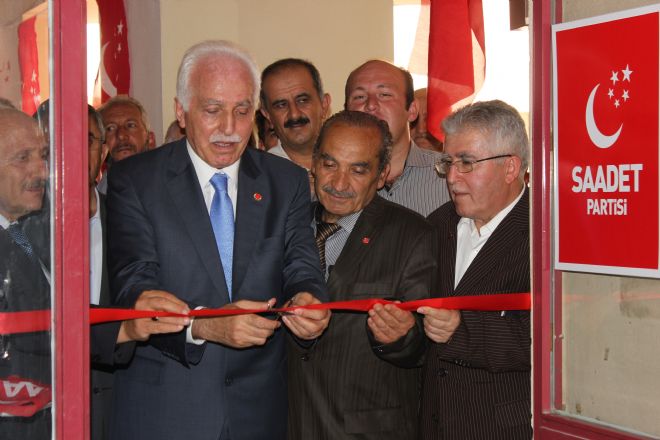 Kamalaktan AKPye ağır eleştiri