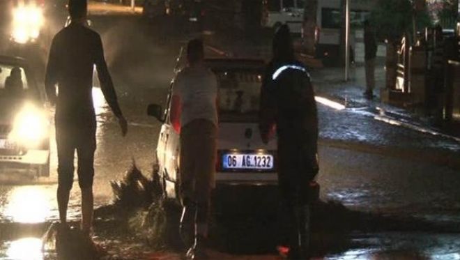 Sincanı Sel Aldı