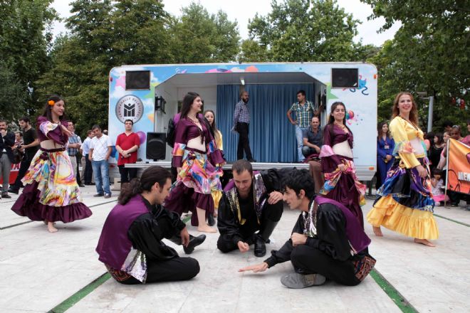 Mahalle Tiyatrosu Festivali Başladı