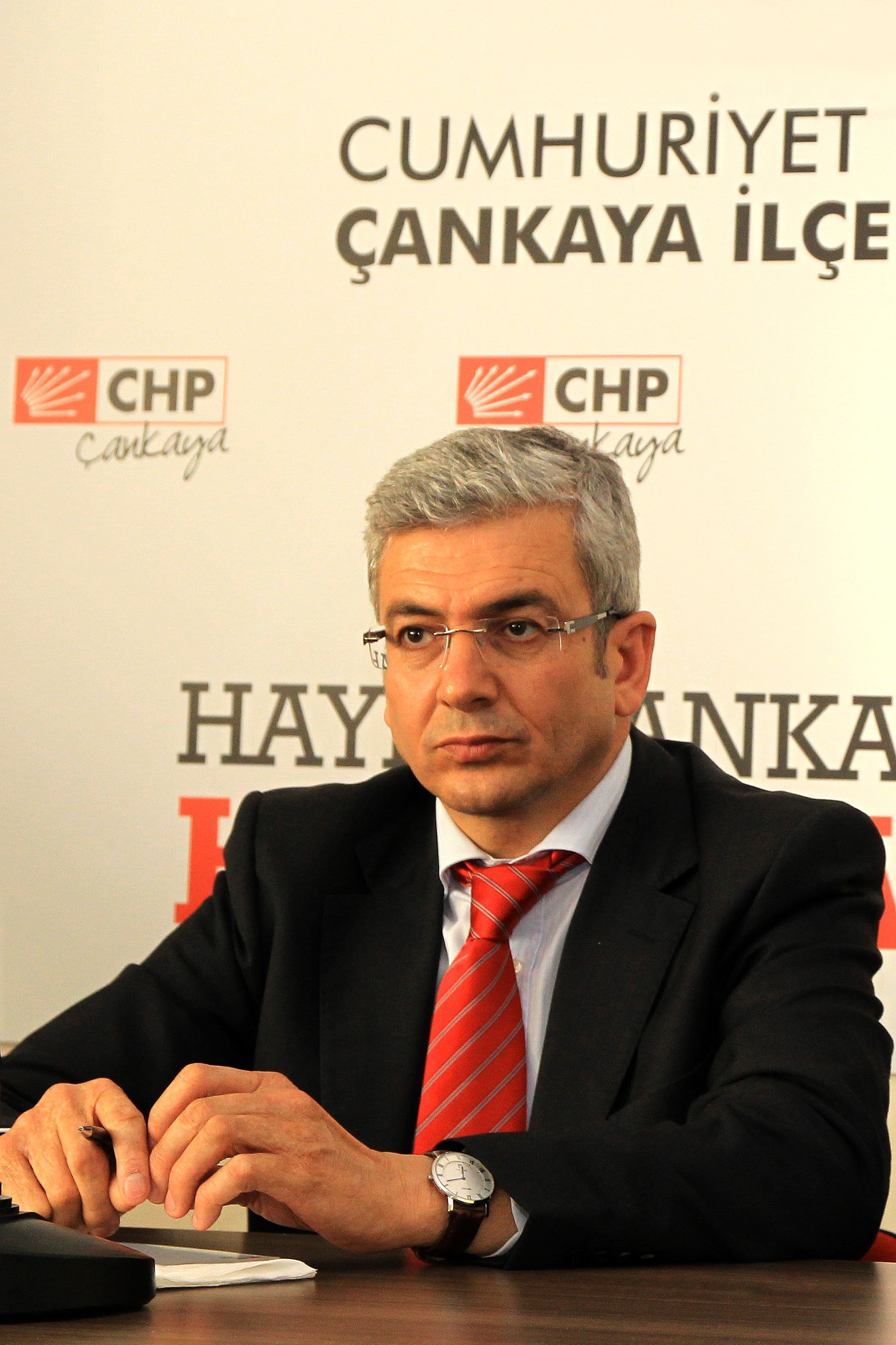 PERÇİN: ?BÜYÜKŞEHİR YİNE YAPTI YAPACAĞINI?