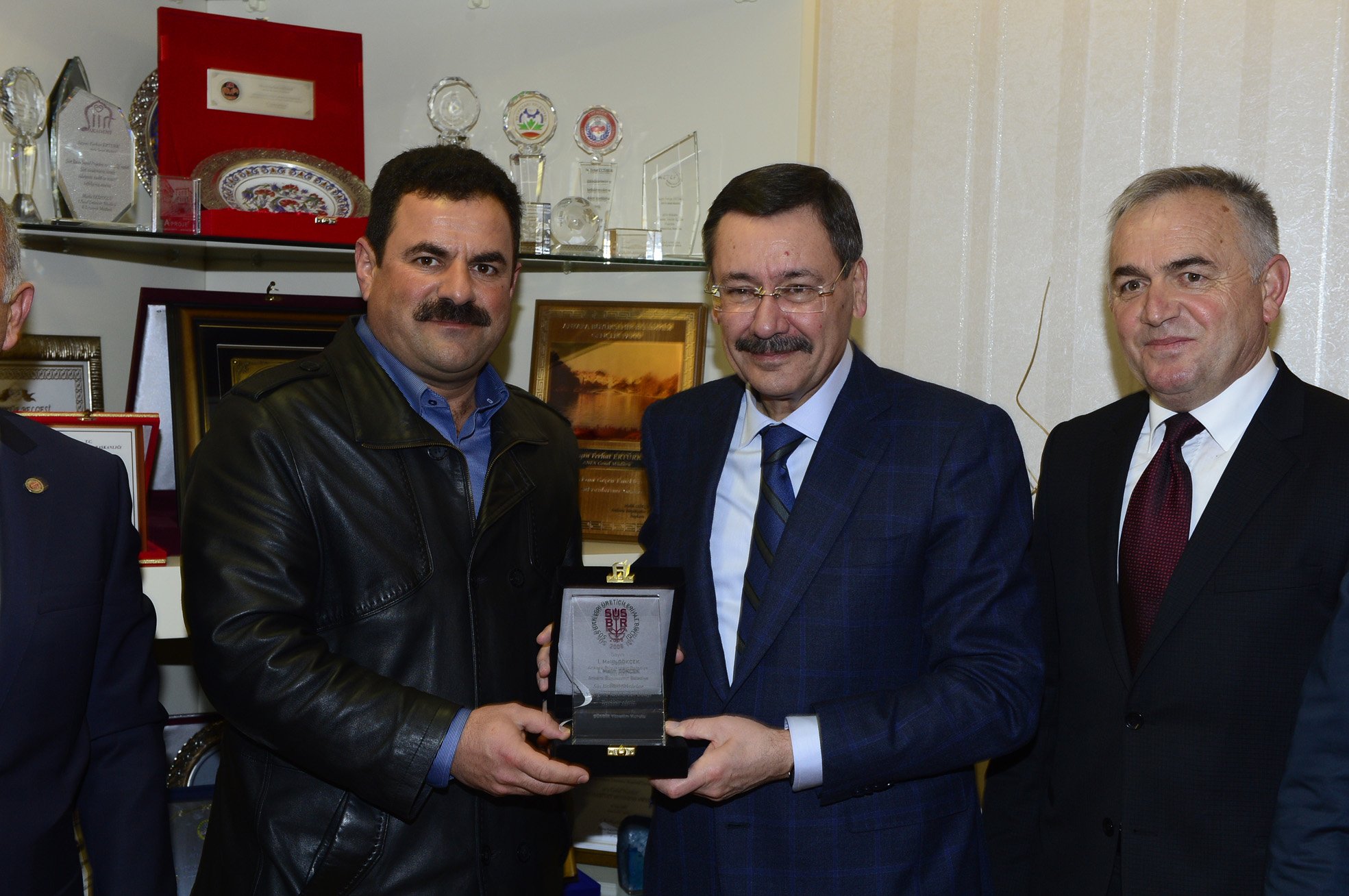  BAŞKAN GÖKÇEK SİTELERE İLİŞKİN PROJELERİNİ ANLATTI?