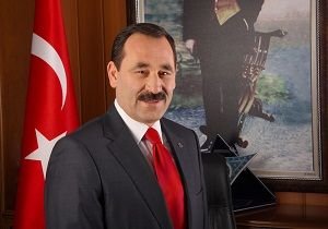  Enver Demirel, Mansur Yavaş?ı Topa Tuttu