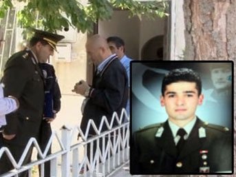 Şehit üsteğmenin Ankara`daki evine ateş düştü