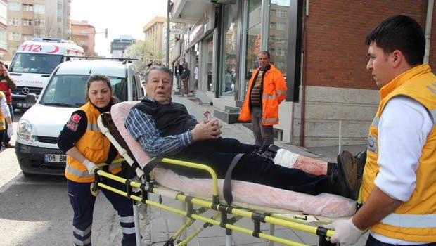 Alacak Verecek Kavgasında Silahlar Konuştu 