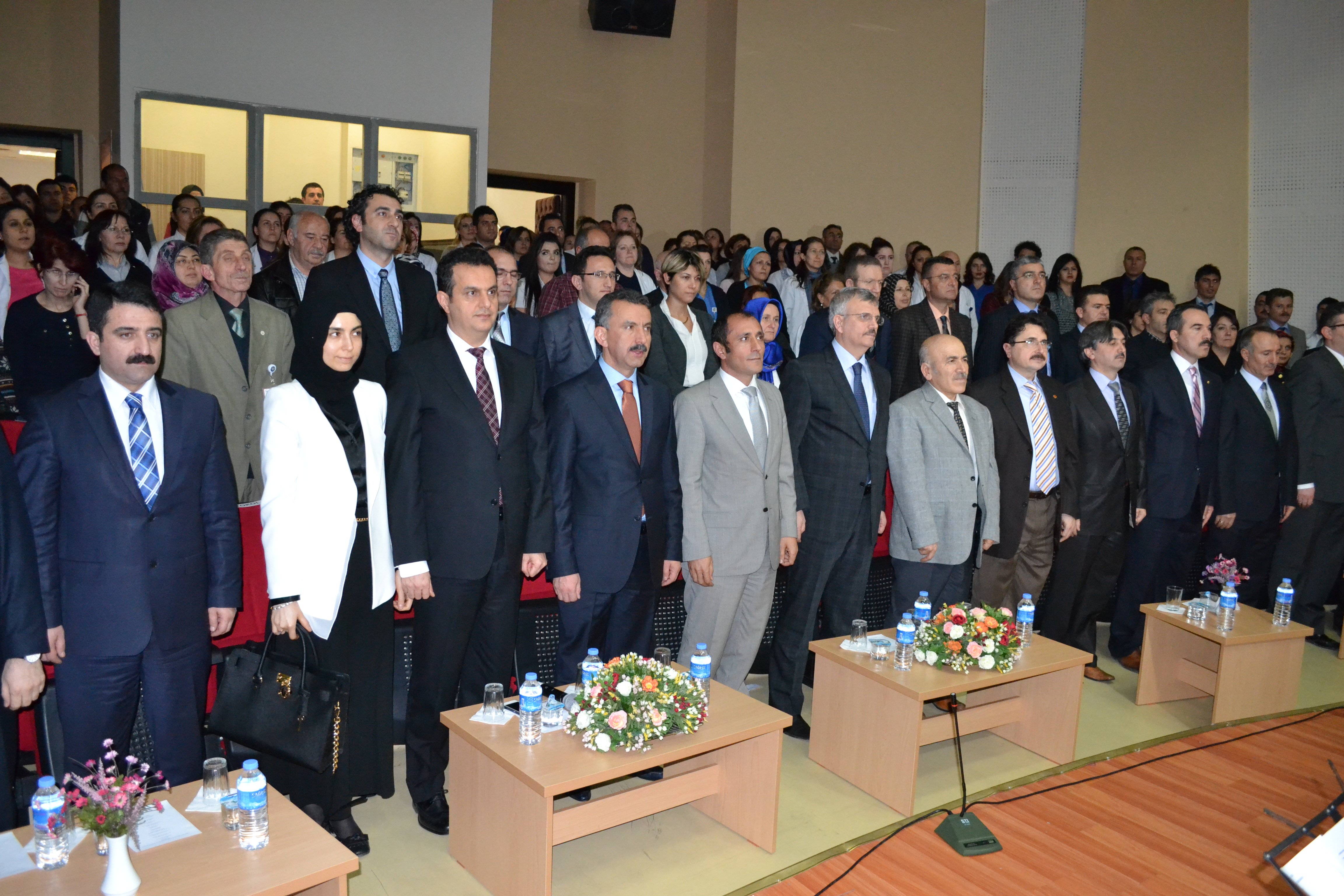 Ceylan Tüm Sağlık Çalışanlarının Tıp Bayramını Kutladı