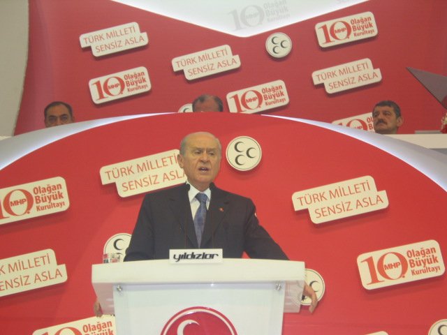 Bahçeli??Türk milletinin düşmanlarıyla hesabımız var??