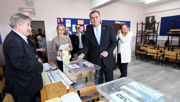 CHP Çankaya Adayı Taşdelen`de  Oyunu Kullandı 