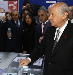 Liderler Oylarını kullandılar