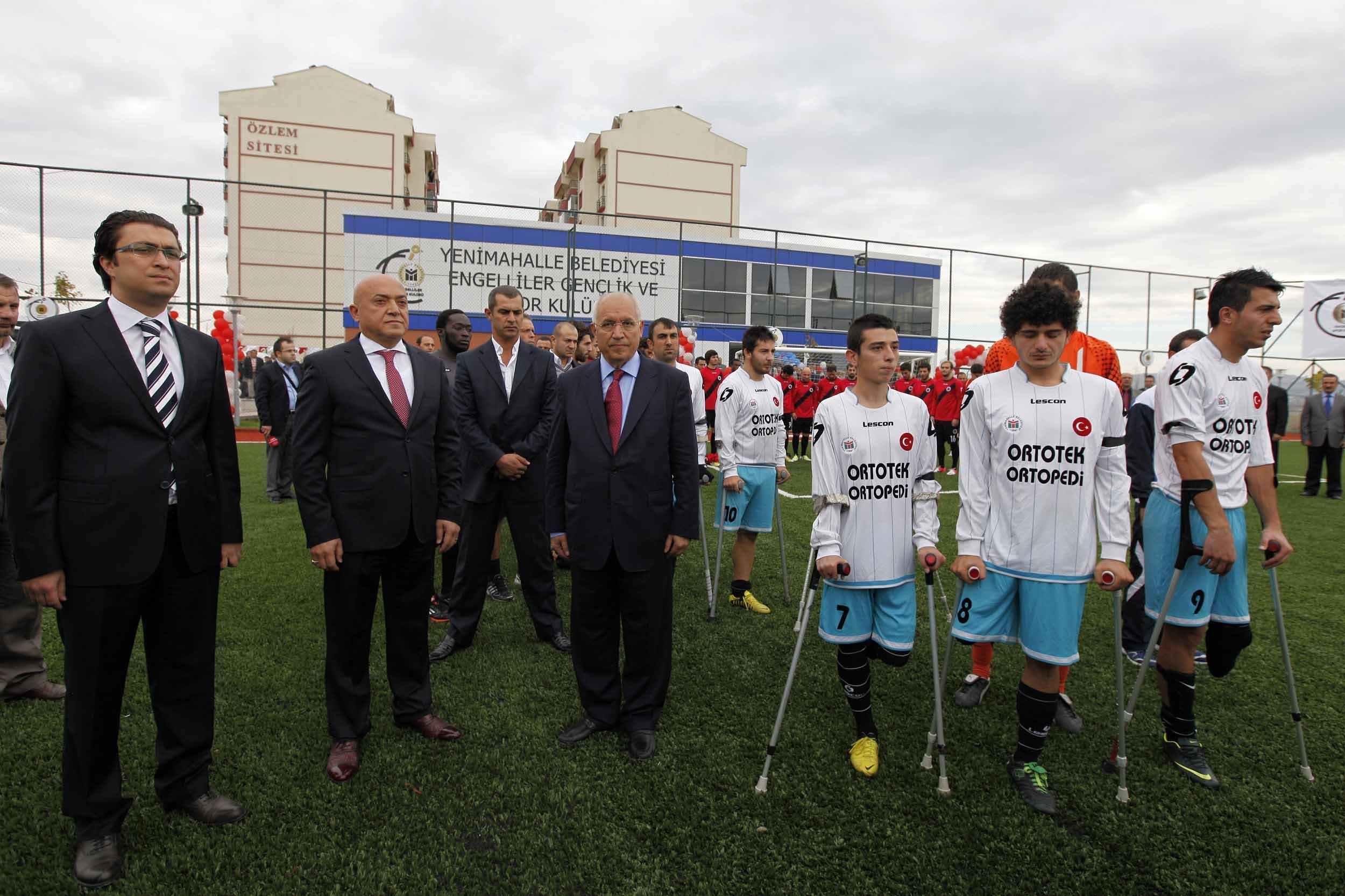 AMPUTE FUTBOL TAKIMI YENİ SAHASINA KAVUŞTU