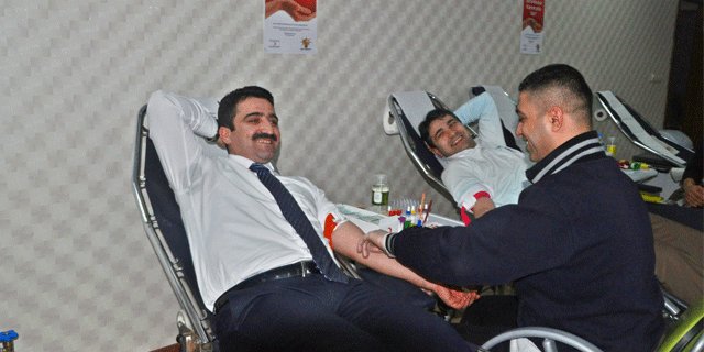 AK Parti Yenimahalle?den Kan Bağışı