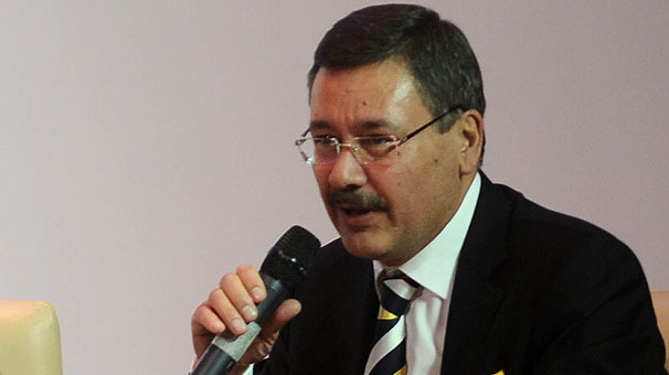 

CHP`li vekil Melih Gökçek`in kendisini tehdit ettiğini iddia etti

