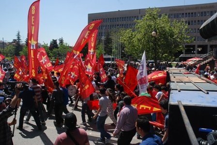 Terör Yandaşlarına Arama Yok