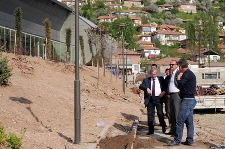Yüzme Havuzu Açılışa Hazırlanıyor