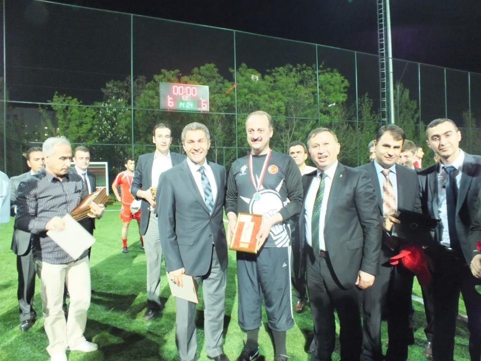 Ak Parti Ankara İl Engelleri Kaldırdı 
