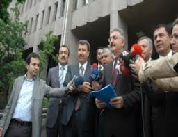 MHP`den Başbakan`a suç duyurusu